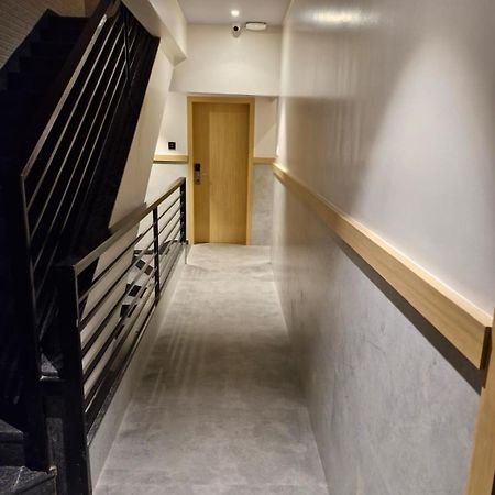Avenue 10 Boutique Hotel Пюн Екстериор снимка